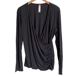 Lucy Black Wrap Ruched Athletic Yoga Top Long Sleeve Deep V Women’s Size M